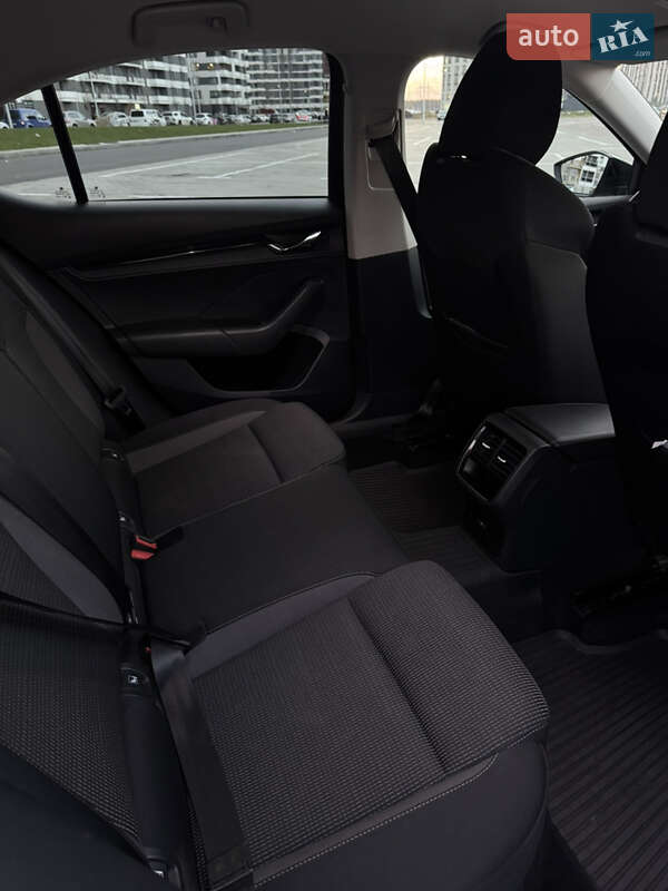 Лифтбек Skoda Octavia 2020 в Киеве