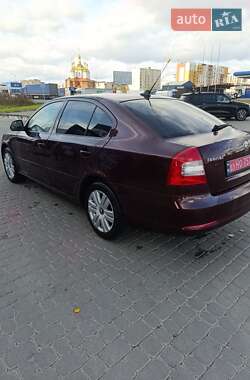 Лифтбек Skoda Octavia 2010 в Луцке
