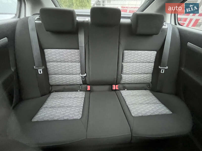 Лифтбек Skoda Octavia 2009 в Звягеле