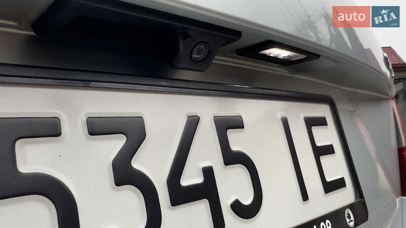 Универсал Skoda Octavia 2018 в Сваляве