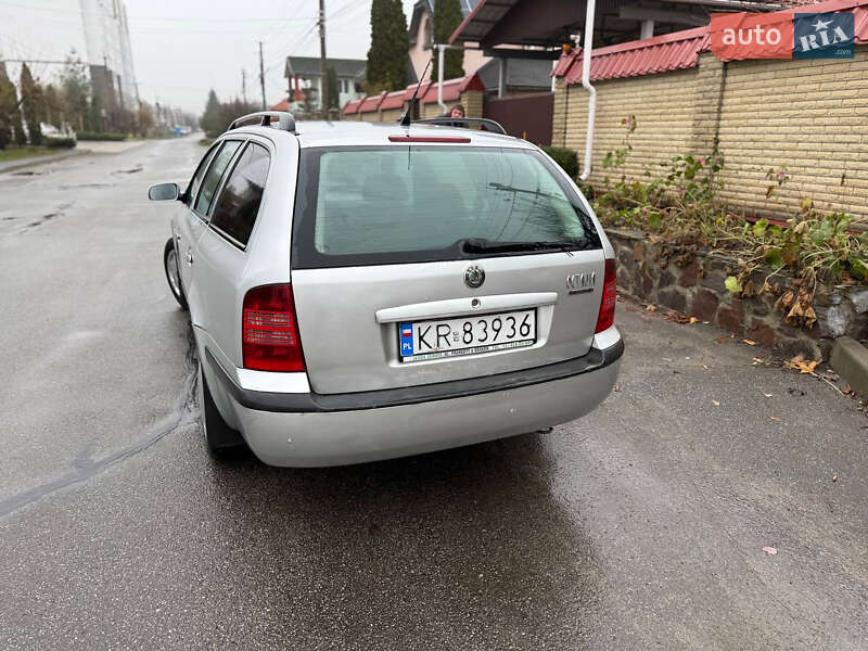 Универсал Skoda Octavia 2002 в Киеве