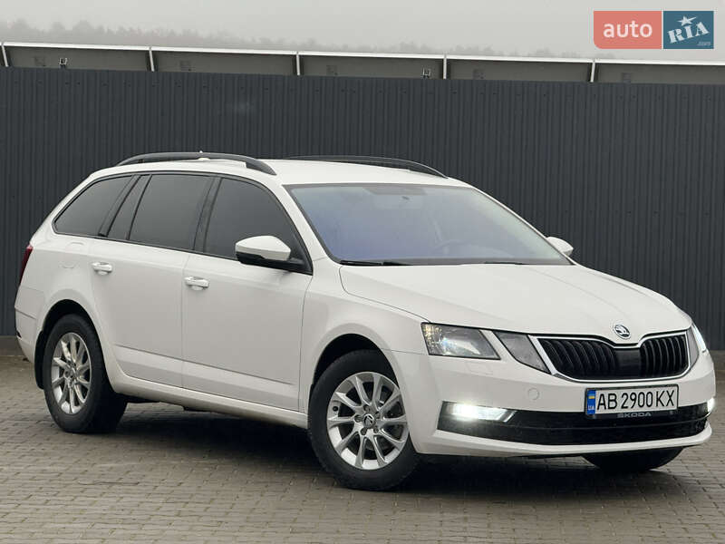 Универсал Skoda Octavia 2017 в Хмельницком фото Универсал Skoda Octavia 2017 в Хмельницком