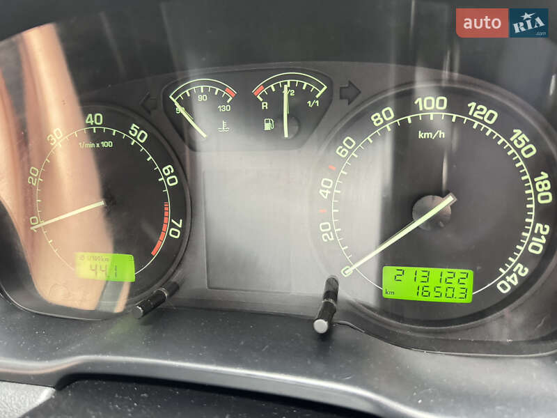 Лифтбек Skoda Octavia 2005 в Киеве