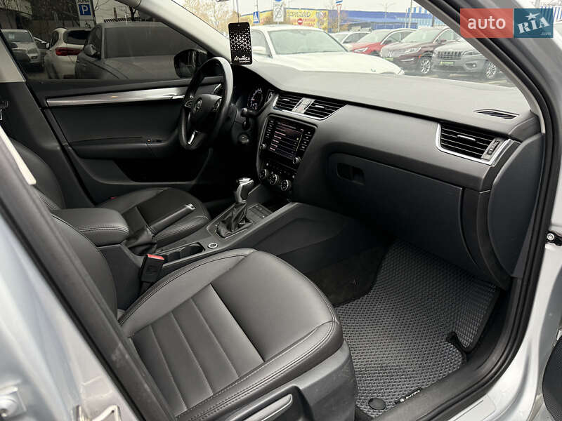 Универсал Skoda Octavia 2019 в Киеве