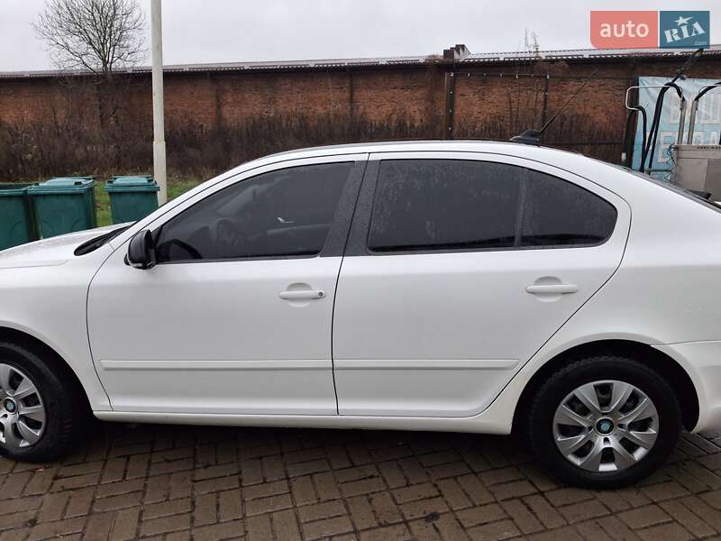 Лифтбек Skoda Octavia 2010 в Конотопе фото 10 Лифтбек Skoda Octavia 2010 в Конотопе