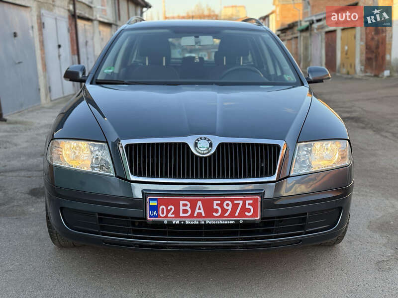 Универсал Skoda Octavia 2006 в Умани