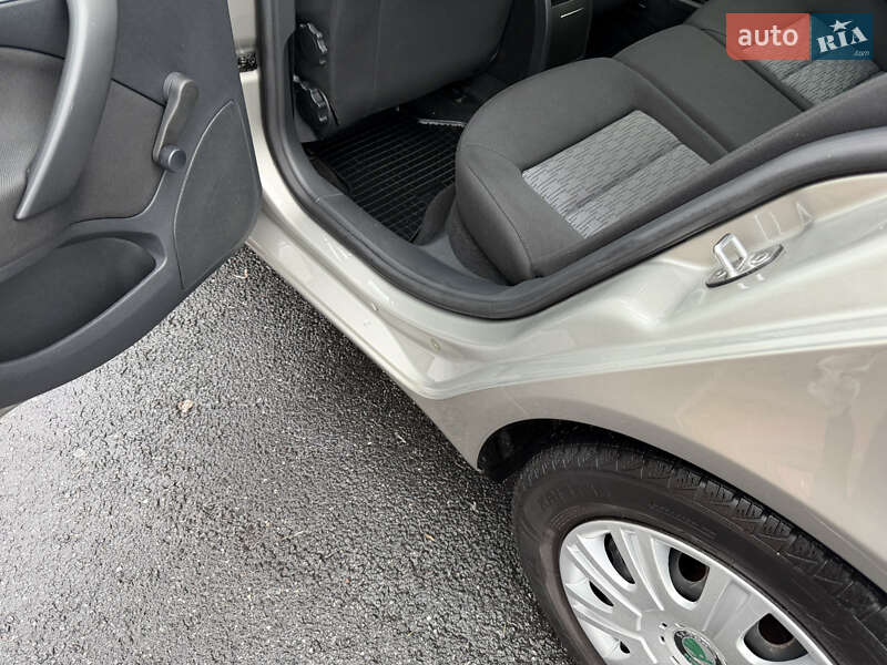 Лифтбек Skoda Octavia 2009 в Виннице