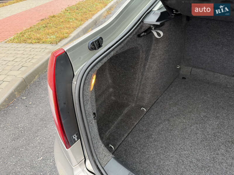 Лифтбек Skoda Octavia 2009 в Виннице