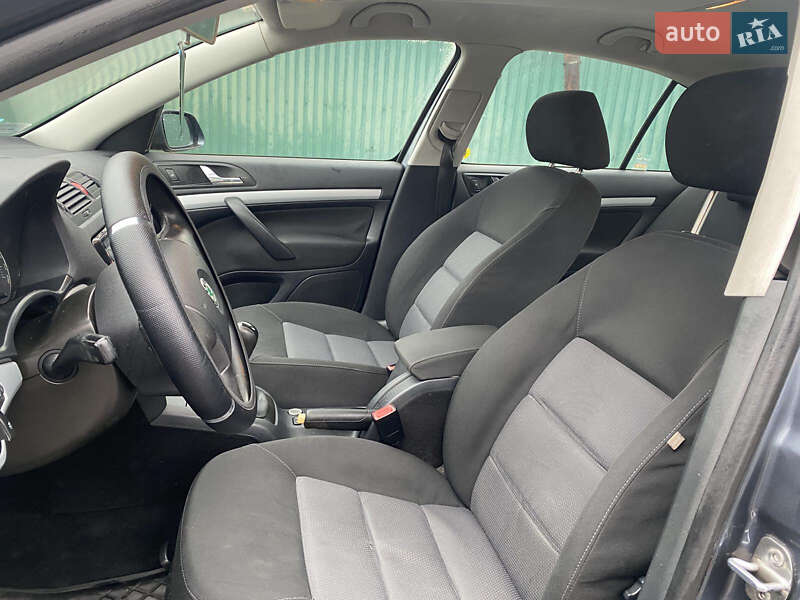 Лифтбек Skoda Octavia 2008 в Киеве