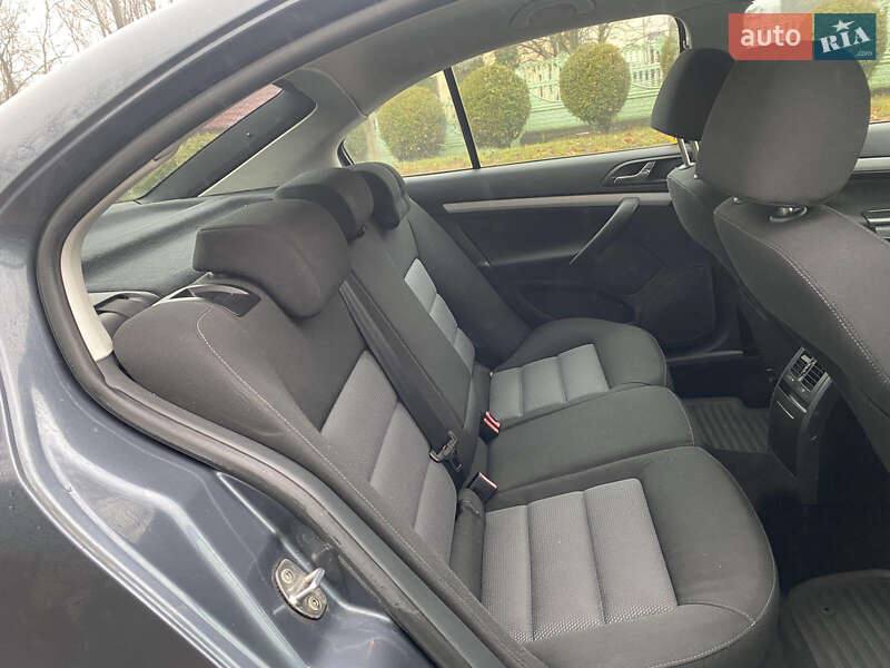 Лифтбек Skoda Octavia 2008 в Киеве