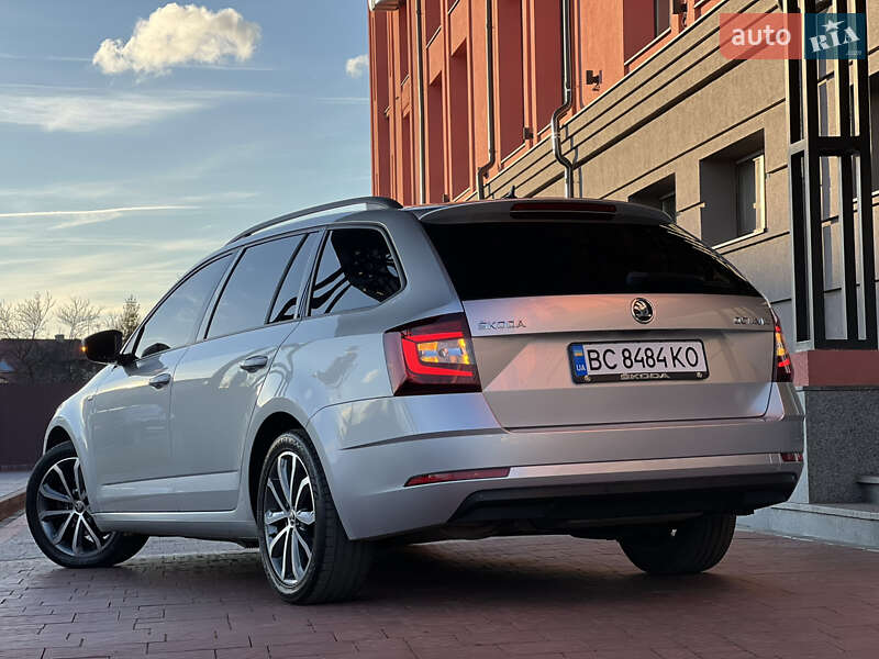 Универсал Skoda Octavia 2019 в Дрогобыче