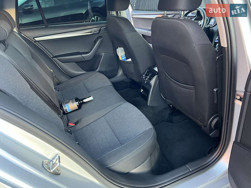 Универсал Skoda Octavia 2019 в Дрогобыче