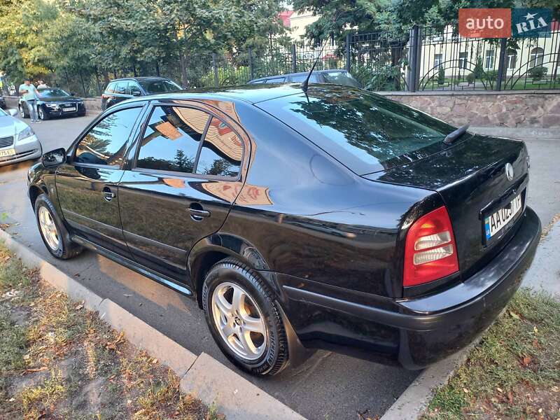 Ліфтбек Skoda Octavia 2008 в Києві