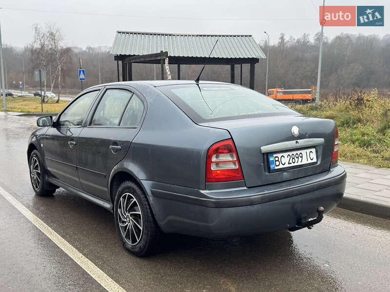 Лифтбек Skoda Octavia 2004 в Львове