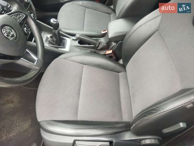 Универсал Skoda Octavia 2019 в Звягеле