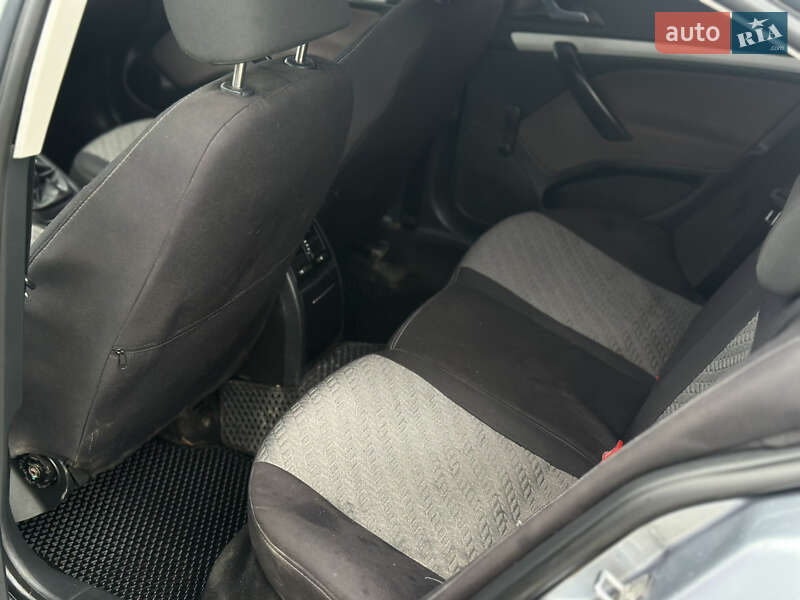 Лифтбек Skoda Octavia 2006 в Львове