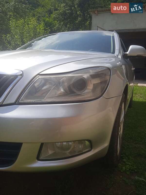 Универсал Skoda Octavia 2010 в Старом Самборе фото 5 Универсал Skoda Octavia 2010 в Старом Самборе