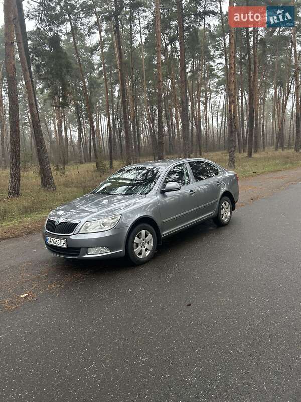 Лифтбек Skoda Octavia 2011 в Кропивницком