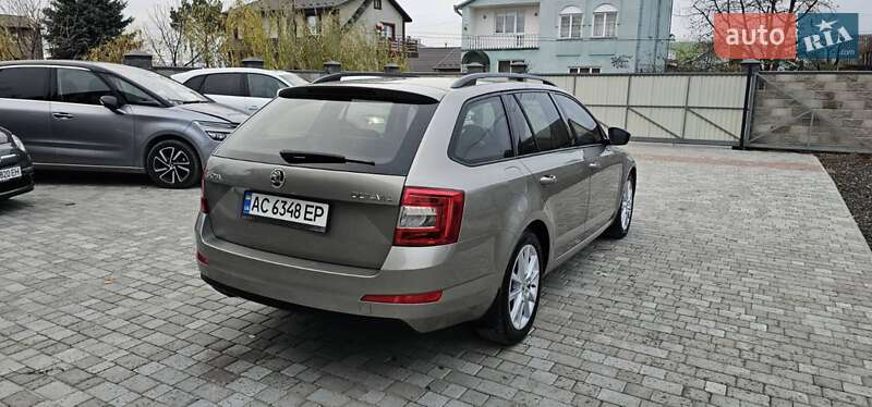 Универсал Skoda Octavia 2016 в Нововолынске