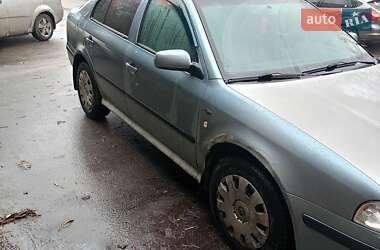 Лифтбек Skoda Octavia 2001 в Киеве