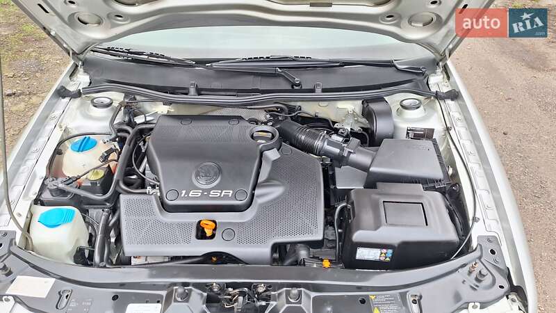 Ліфтбек Skoda Octavia 2006 в Смілі