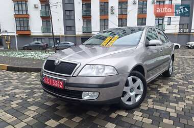 Лифтбек Skoda Octavia 2008 в Ивано-Франковске