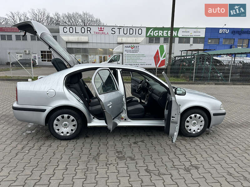 Лифтбек Skoda Octavia 2009 в Виннице