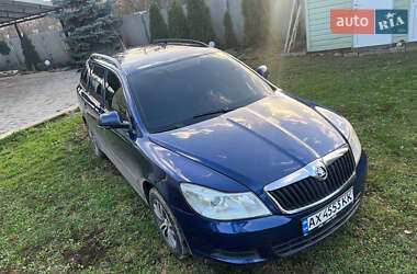 Універсал Skoda Octavia 2009 в Люботині