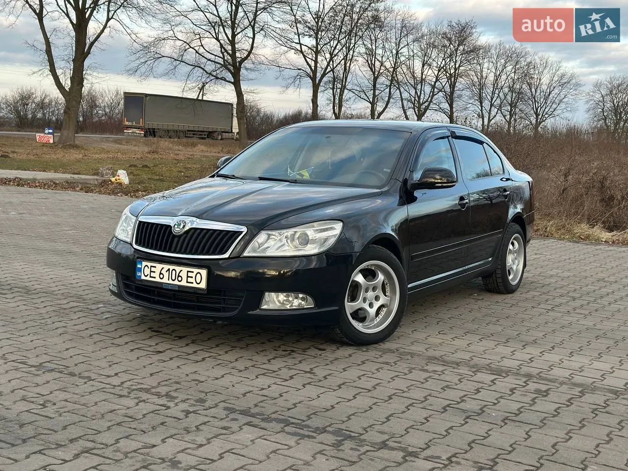 2010 Skoda Octavia - мініатюра 35