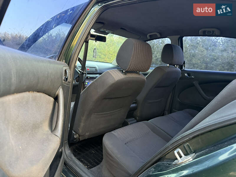 Лифтбек Skoda Octavia 2000 в Харькове