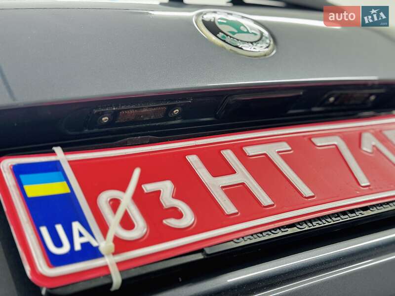 Универсал Skoda Octavia 2011 в Стрые