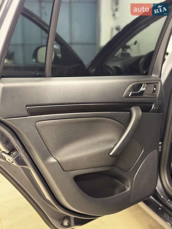Универсал Skoda Octavia 2011 в Стрые