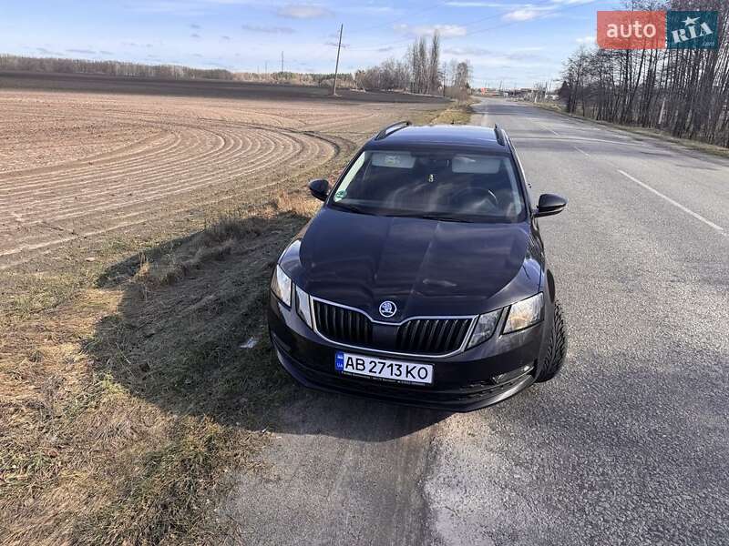 Универсал Skoda Octavia 2019 в Киеве