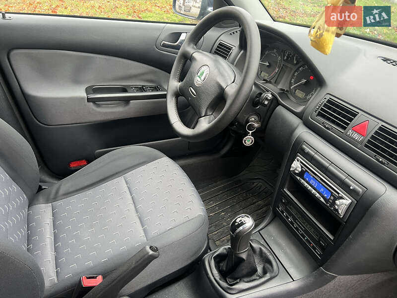 Универсал Skoda Octavia 2003 в Харькове