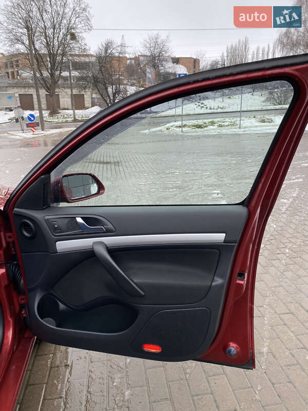 Ліфтбек Skoda Octavia 2008 в Рівному