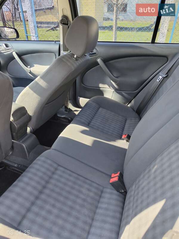 Універсал Skoda Octavia 2006 в Сумах