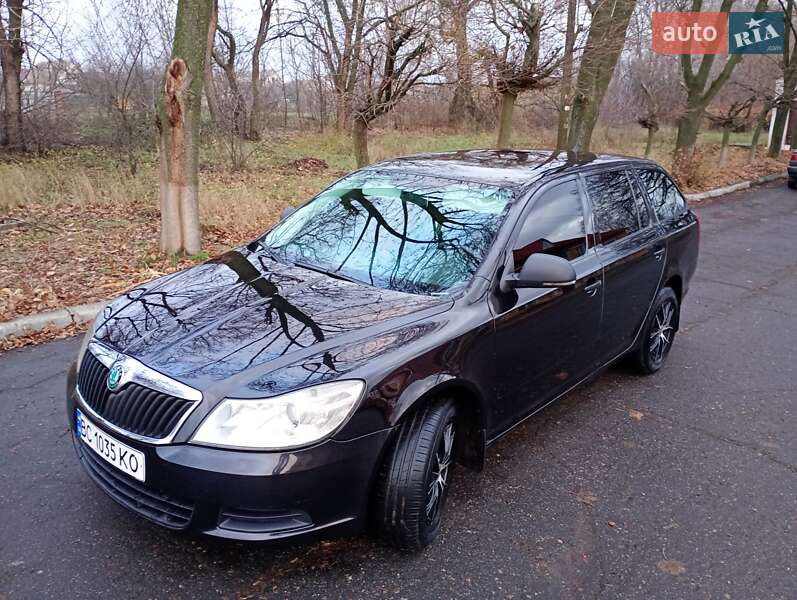 Skoda Octavia 2012 Skoda Octavia 2012
