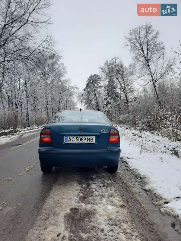 Лифтбек Skoda Octavia 1998 в Луцке