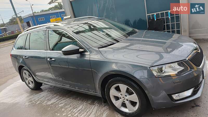 Універсал Skoda Octavia 2014 в Кам'янському
