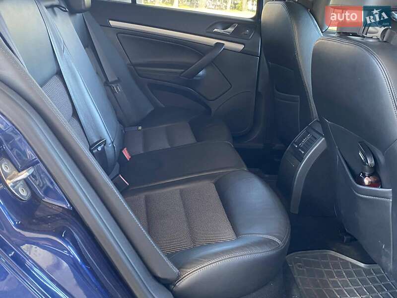 Лифтбек Skoda Octavia 2010 в Николаеве фото 20 Лифтбек Skoda Octavia 2010 в Николаеве