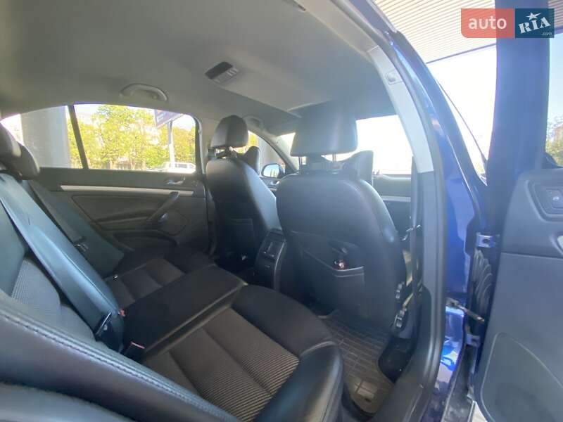 Лифтбек Skoda Octavia 2010 в Николаеве фото 24 Лифтбек Skoda Octavia 2010 в Николаеве