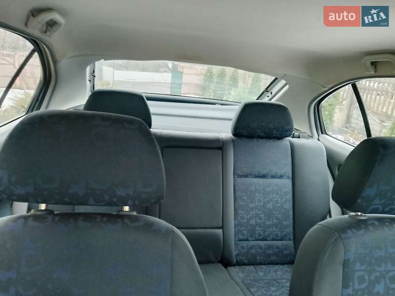 Ліфтбек Skoda Octavia 1998 в Івано-Франківську