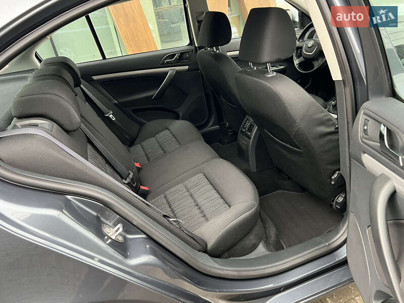 Ліфтбек Skoda Octavia 2011 в Луцьку