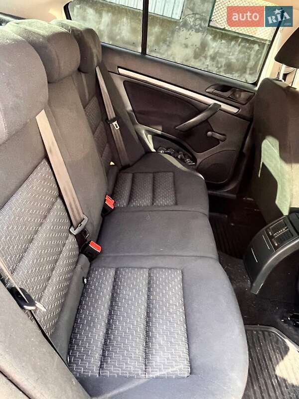 Ліфтбек Skoda Octavia 2012 в Сараті