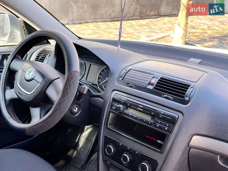 Ліфтбек Skoda Octavia 2012 в Сараті