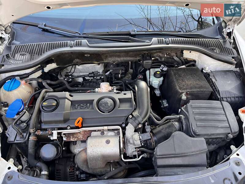 Ліфтбек Skoda Octavia 2012 в Сараті