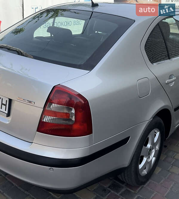 Лифтбек Skoda Octavia 2006 в Олевске