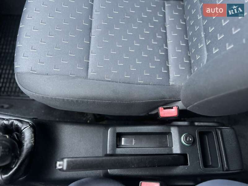 Універсал Skoda Octavia 2004 в Тернополі