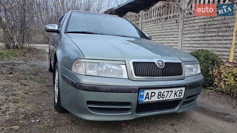 Лифтбек Skoda Octavia 2002 в Запорожье