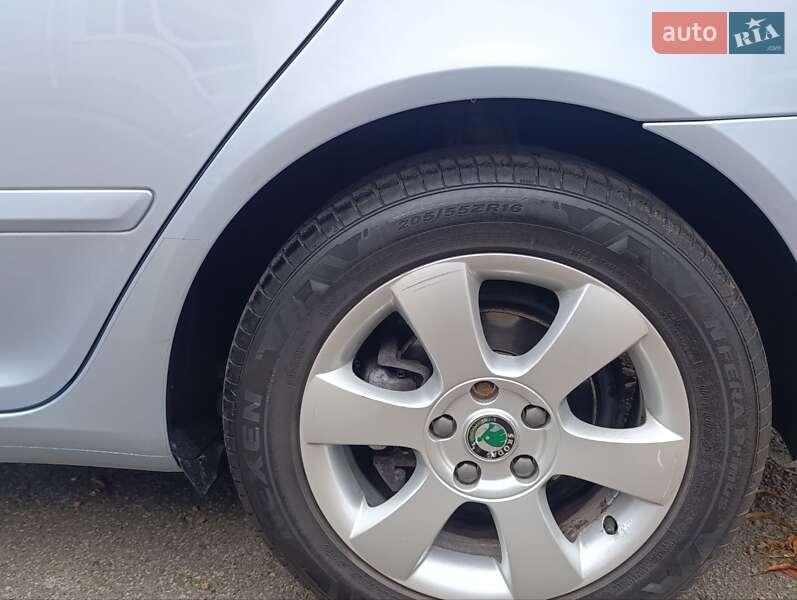 Универсал Skoda Octavia 2009 в Дубно